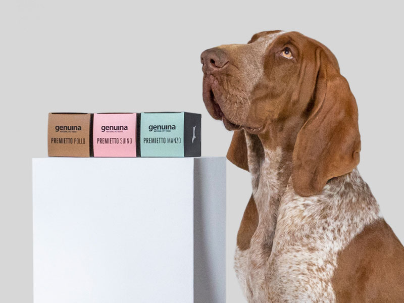 packaging-design-scatola-alimento-cani-premietti
